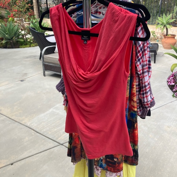 Pink top - Picture 1 of 1